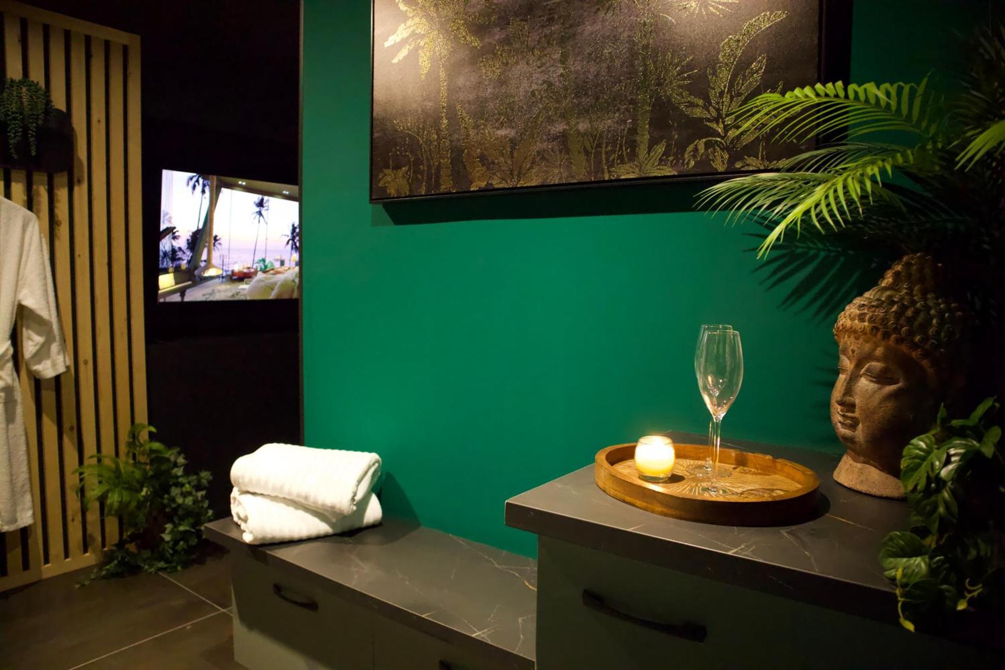 Sejour Detente A Saint-Omer - Jacuzzi Prive, Terrasse, Centre-Ville Et Parking Gratuit Luaran gambar